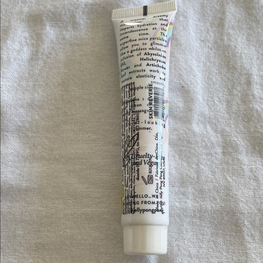 Skin Reverie Body Glow Moisturizer - Multicolor - Picture 2 of 2